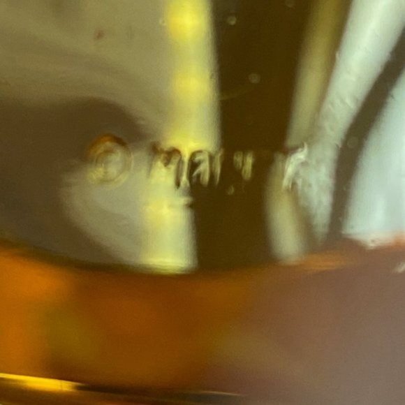 Vintage Monet Black Enamel and Gold Bangle Bracelet - Picture 4 of 6